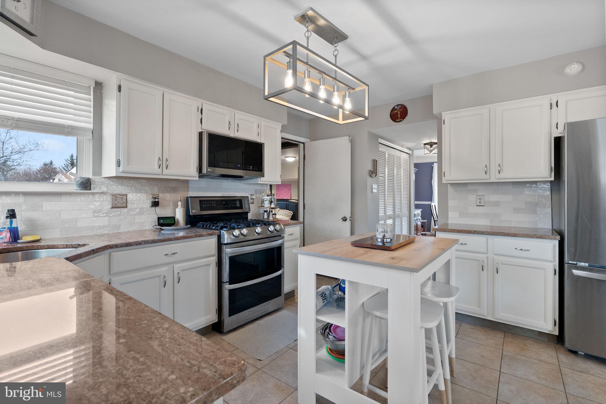 3 Aster Court Delran, NJ 08075 - Photo 17 of 54