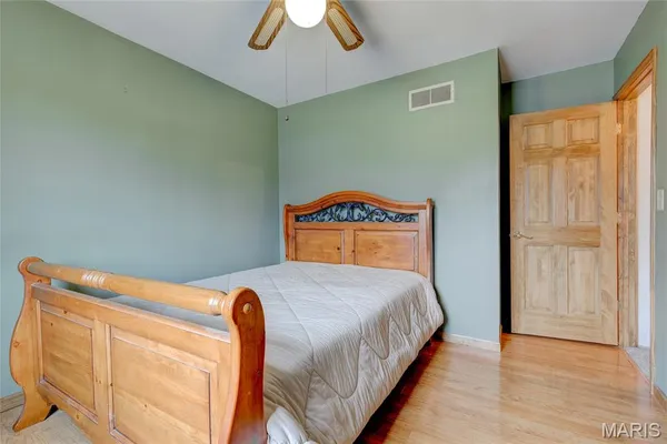 $250,000 | 79 Rolling Meadows Drive, Godfrey, IL 62035