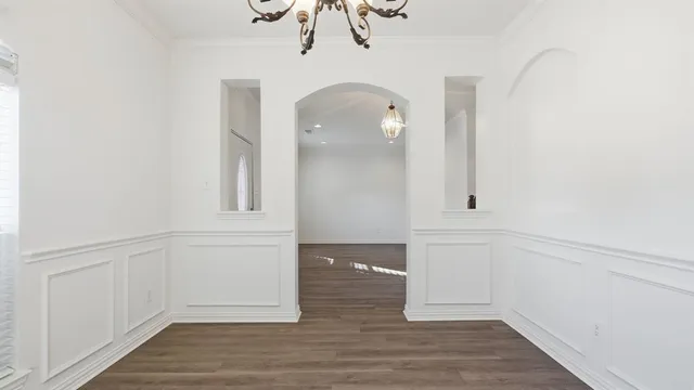 $290,900 | 408 Channel View Court, DeSoto, TX 75115