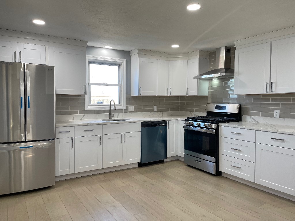 17 Day Street Pawtucket, RI 02860 - Photo 3 of 25