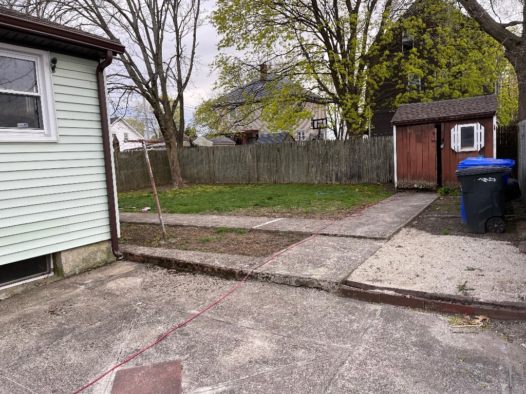 17 Day Street Pawtucket, RI 02860 - Photo 9 of 25