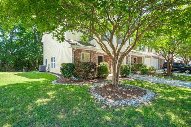 $252,000 | 215 Jackson Street, Goose Creek, SC 29445