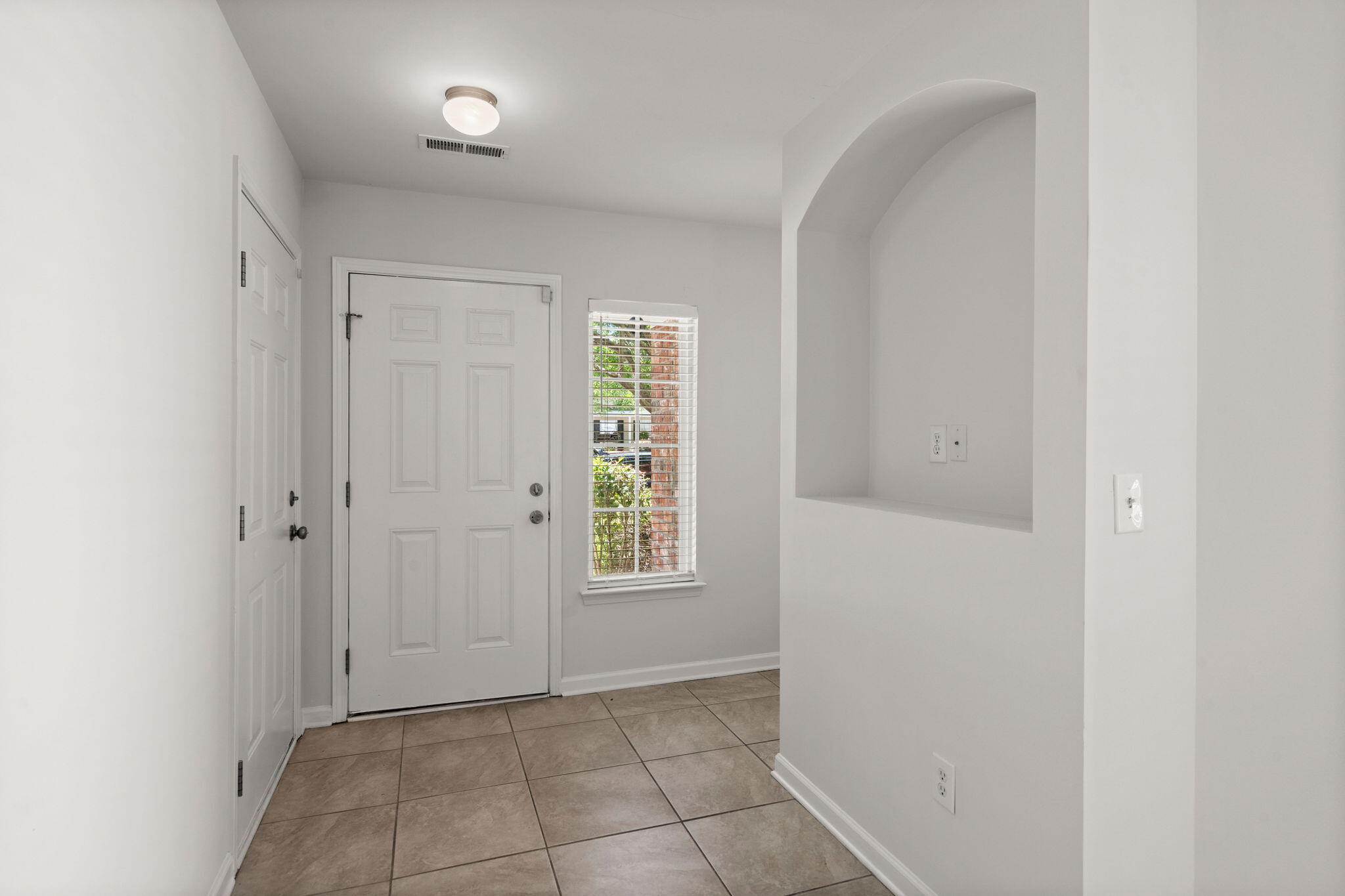 215 Jackson Street Goose Creek, SC 29445 - Photo 5 of 32 4