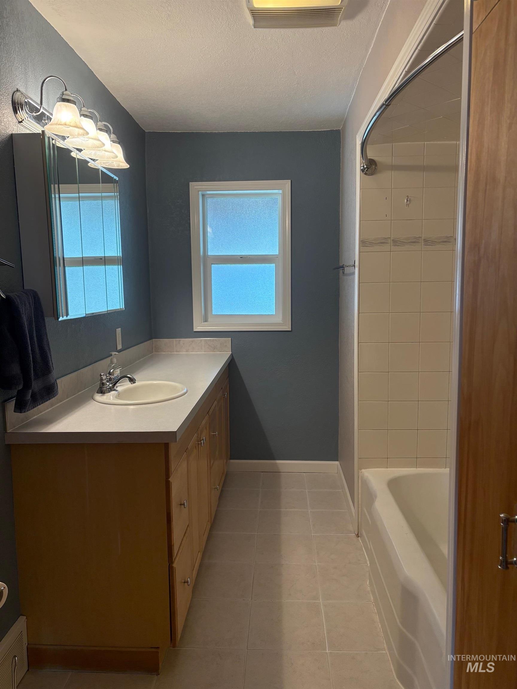 1302 4th Street Clarkston, WA 99403 - Photo 14 of 27