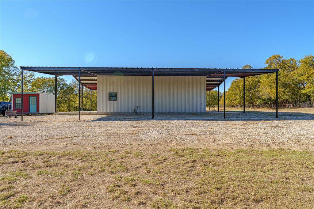 1633 Alexander Road Moody, TX 76557 - Photo 10 of 40 a view of a backyard
