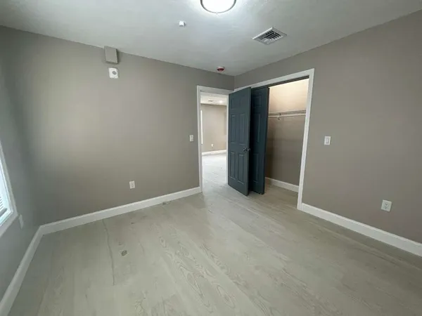 $2,600 | 375 Public Street, Unit 3, Providence, RI 02905