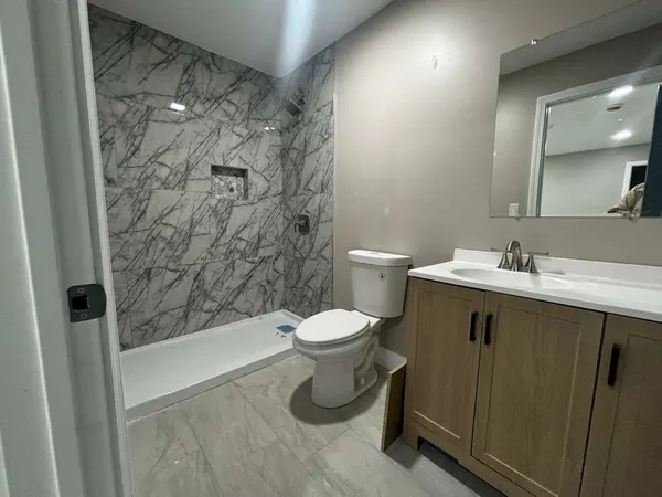 $2,600 | 375 Public Street, Unit 3, Providence, RI 02905