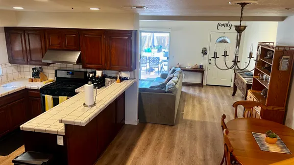 $997,999 | 4264 Carpinteria Avenue, Unit 5, Carpinteria, CA 93013