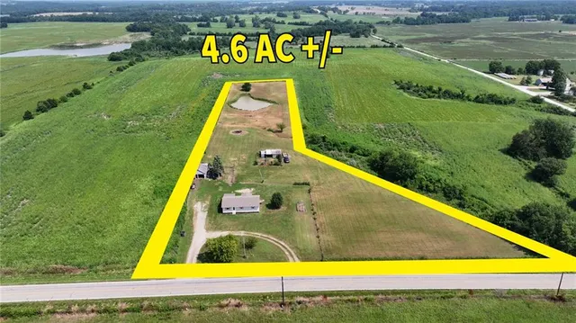 $235,000 | 10147 West 18th Highway, Clinton, MO 64735