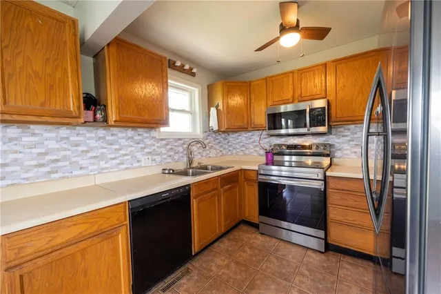 $235,000 | 10147 West 18th Highway, Clinton, MO 64735