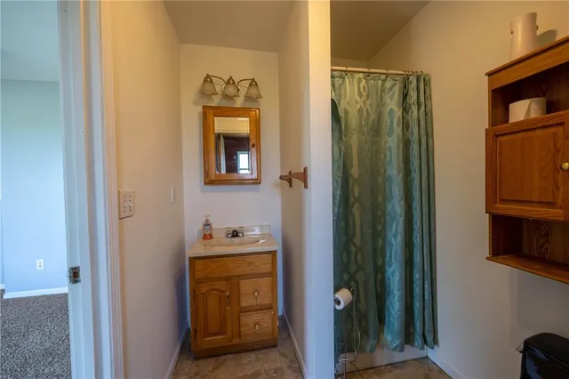 $235,000 | 10147 West 18th Highway, Clinton, MO 64735