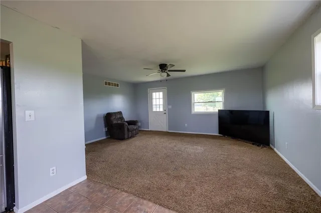 $235,000 | 10147 West 18th Highway, Clinton, MO 64735