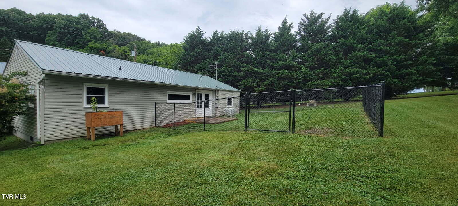 925 Whirlwind Road Greeneville, TN 37743 - Photo 18 of 20 925 bk 4