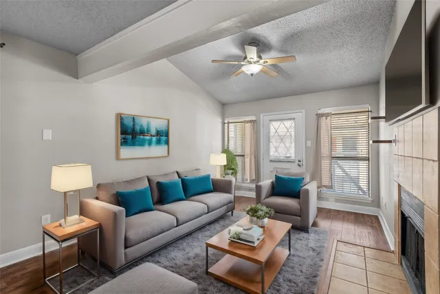 $368,000 | 806 West 24th Street, Unit 326, Austin, TX 78705