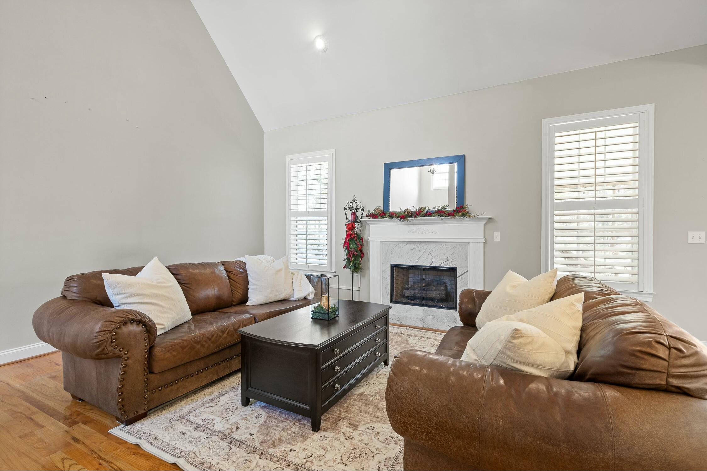 91 Rocky River Road Ringgold, GA 30736 - Photo 11 of 41 Living Room