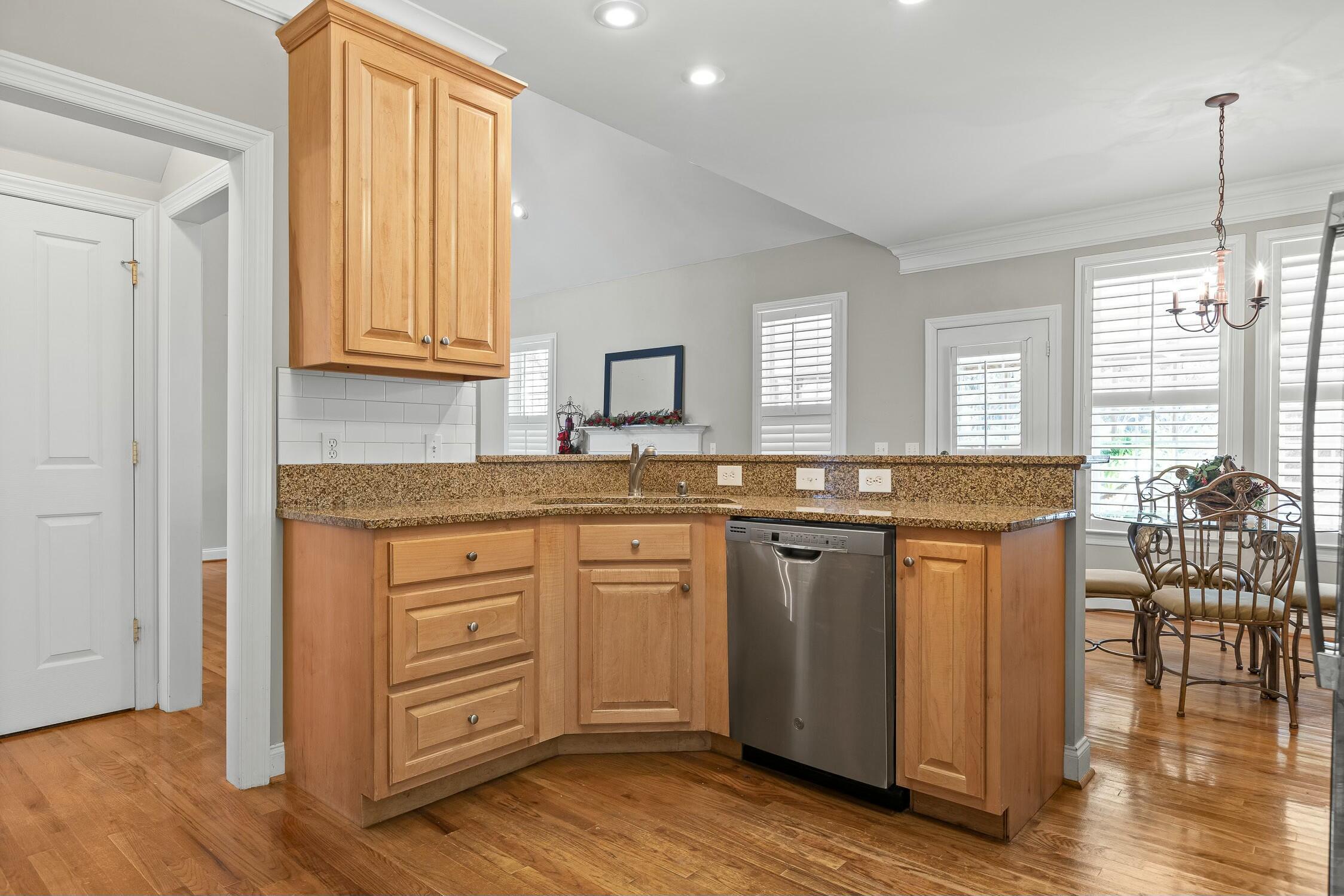 91 Rocky River Road Ringgold, GA 30736 - Photo 20 of 41 Granite CounterTops