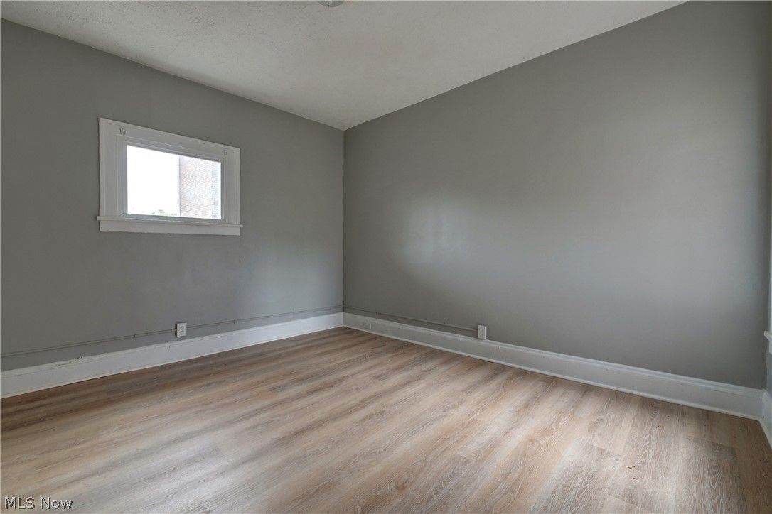 14120 Superior Road Cleveland, OH 44118 - Photo 11 of 24