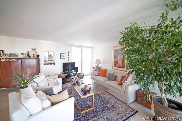 151 Southeast 15th Road, Unit 2002 Miami, FL 33129 - Photo 5 of 14