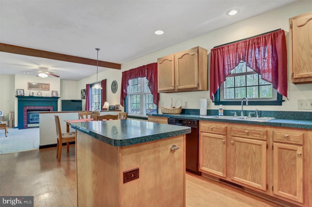 135 Meadow Road York, PA 17406 - Photo 12 of 36 Gallery Image 12