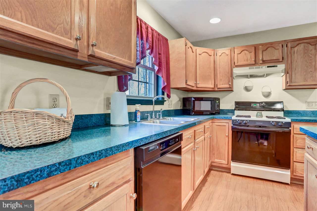 135 Meadow Road York, PA 17406 - Photo 14 of 36 Gallery Image 14