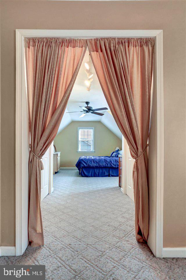 135 Meadow Road York, PA 17406 - Photo 21 of 36 Gallery Image 21