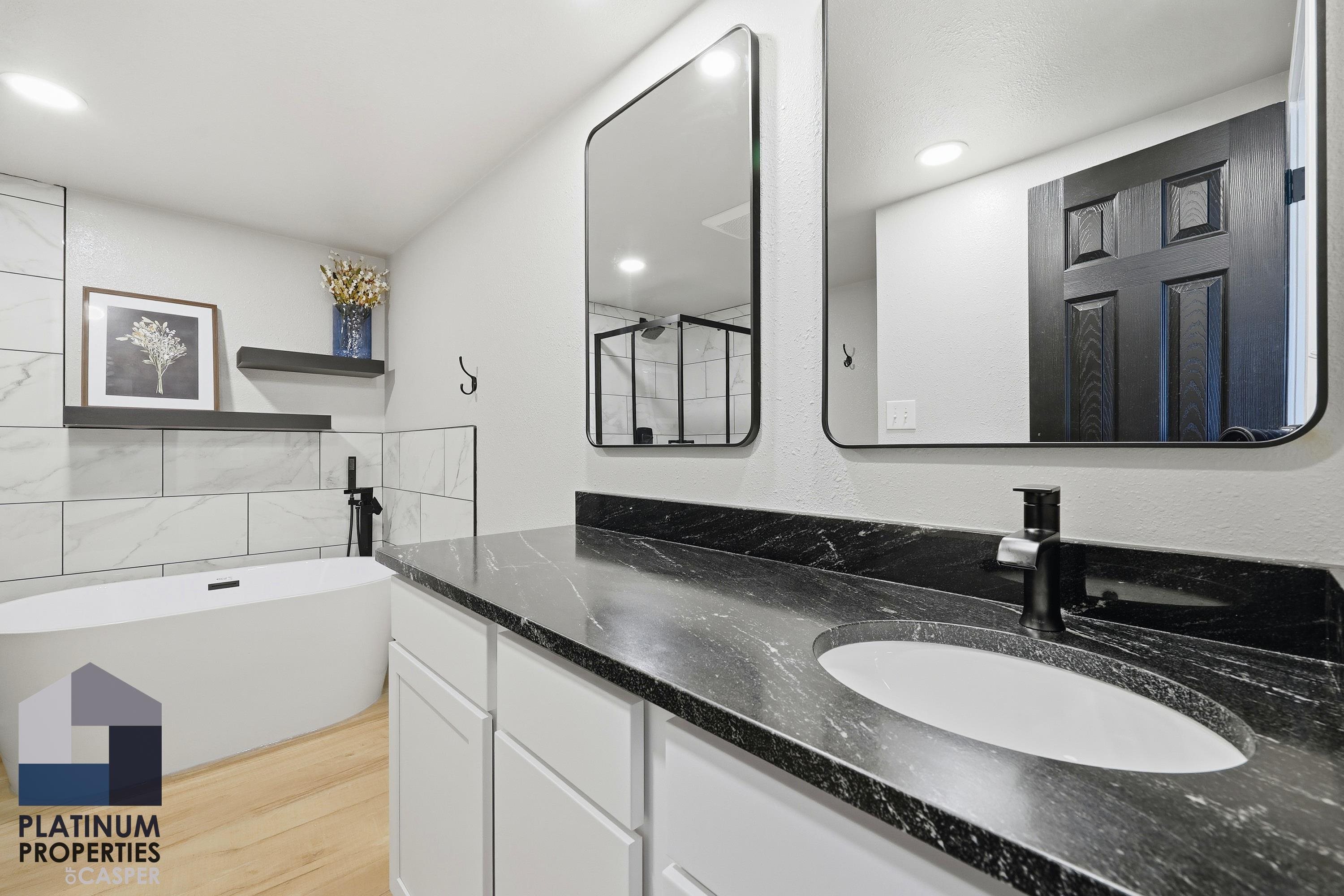 1421 Newport Casper, WY 82609 - Photo 12 of 24