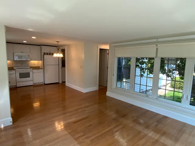 $998,500 | 32 Cable Road, Unit 3, Rye, NH 03870