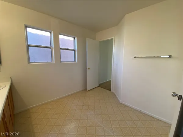 $2,050 | 267 Calvino Avenue, Las Vegas, NV 89183
