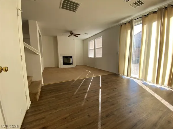 $2,050 | 267 Calvino Avenue, Las Vegas, NV 89183