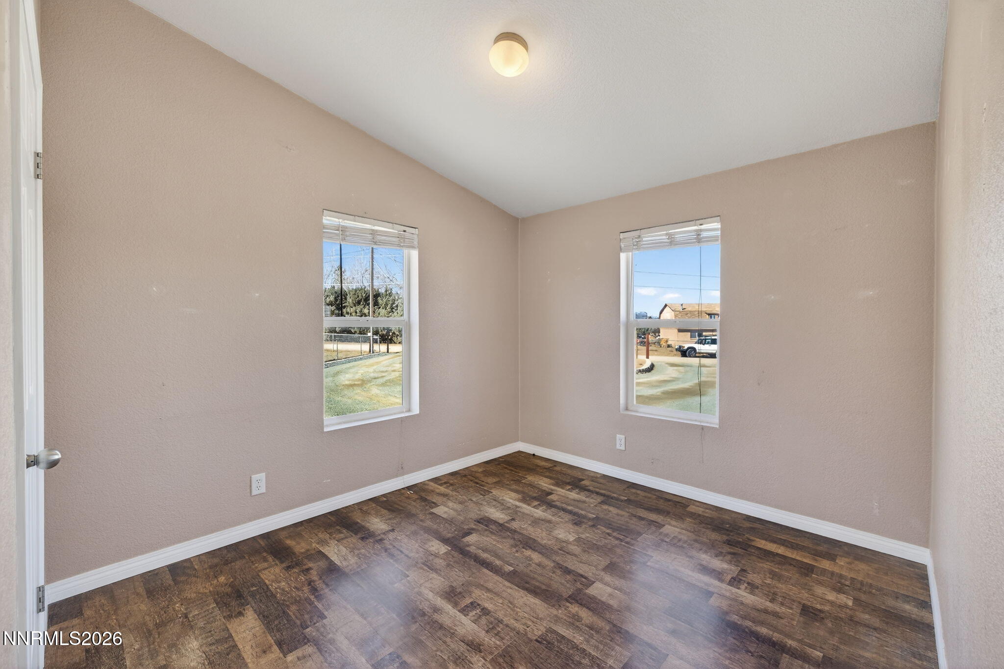 6980 Pontiac Drive Reno, NV 89506 - Photo 28 of 48 27-web-or-mls-6980 Pontiac Dr-28