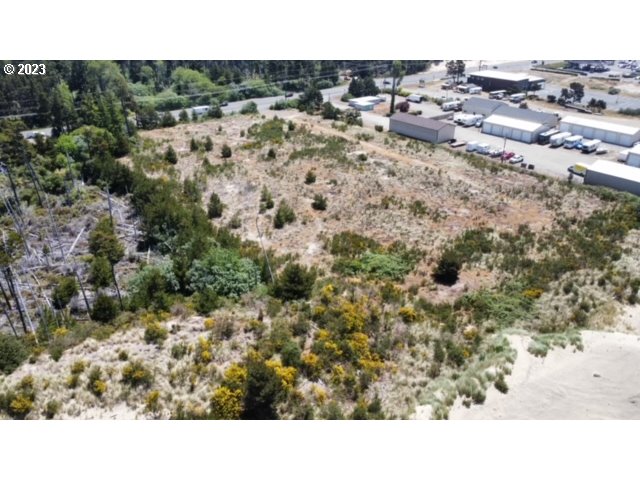 101 Tl1700 Highway Florence, OR 97439 - Photo 1 of 23