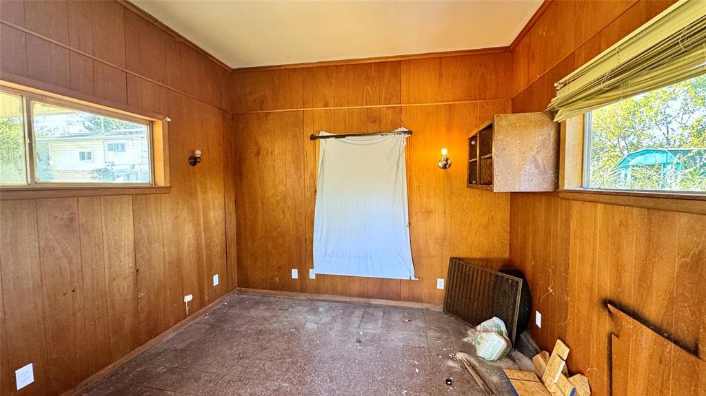 105 Davidson Drive Terrell, TX 75160 - Photo 18 of 21 a view of a door and wooden floor