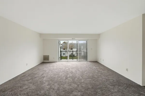 $275,000 | 114 Henley Drive, Unit 114, Somerset, NJ 08873