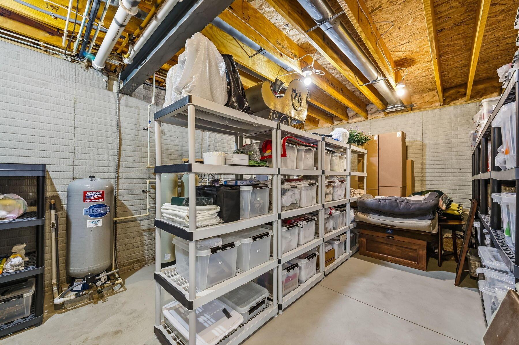 133 Pine Hills Road Johnstown, OH 43031 - Photo 53 of 71 And more storage