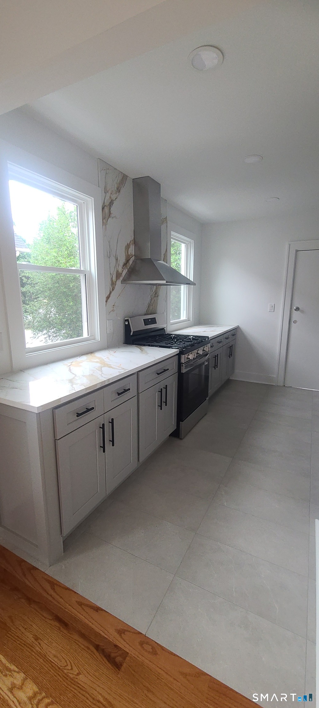 203 Helen Street, Unit 2 Hamden, CT 06514 - Photo 3 of 8