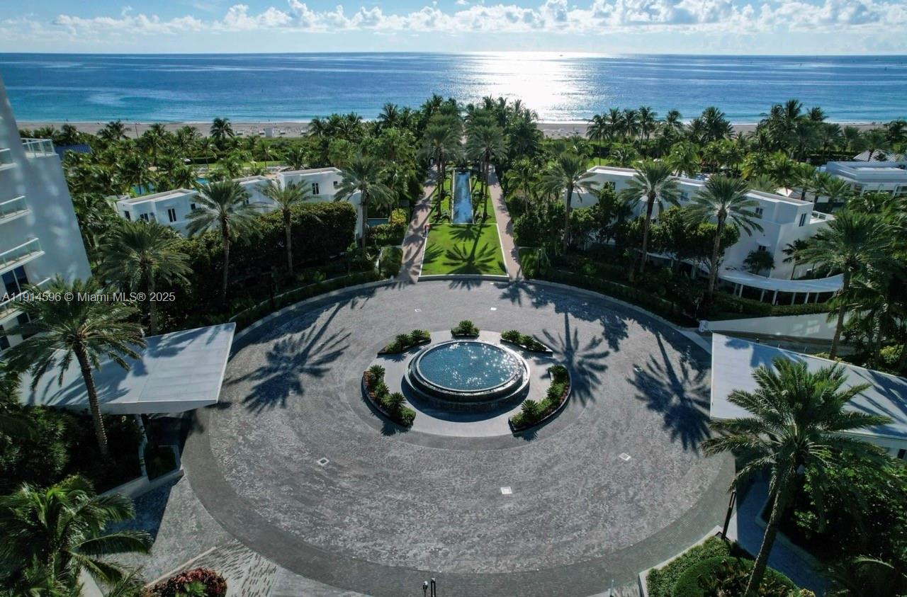 50 South Pointe Drive, Unit 1206 Miami Beach, FL 33139 - Photo 30 of 38 a view of a backyard with plants and lake view