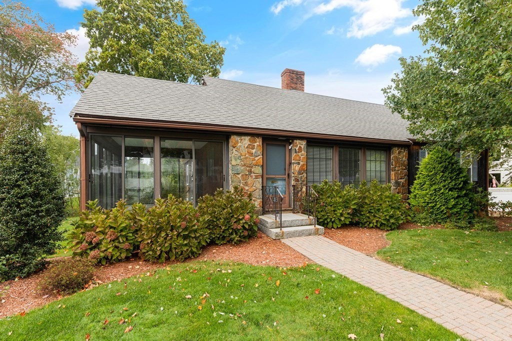 93 Locksley Road, Lynnfield, MA 01940 Compass