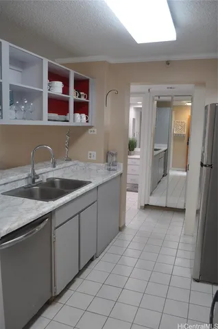 $3,200 | 5070 Likini Street, Unit PH211, Honolulu, HI 96818