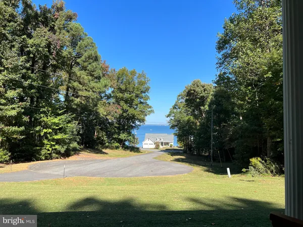 $1,400 | 45 Club Court, Unit 1, Montross, VA 22520