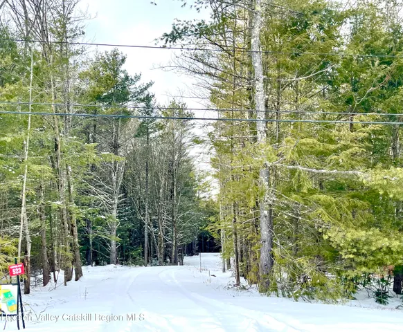 a view of a pathway of a building