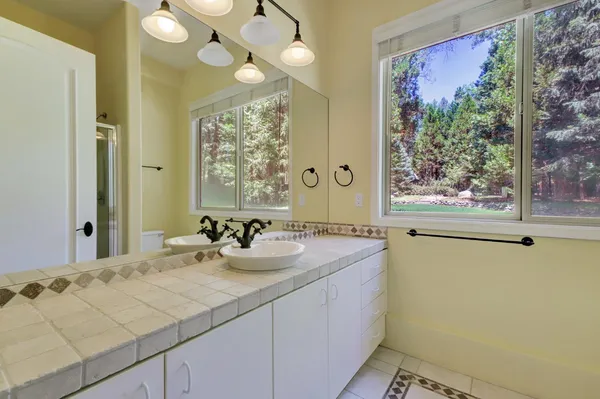 $3,998,500 | 13558 Greenstone Court, Nevada City, CA 95959