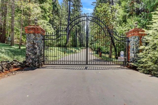 $3,998,500 | 13558 Greenstone Court, Nevada City, CA 95959