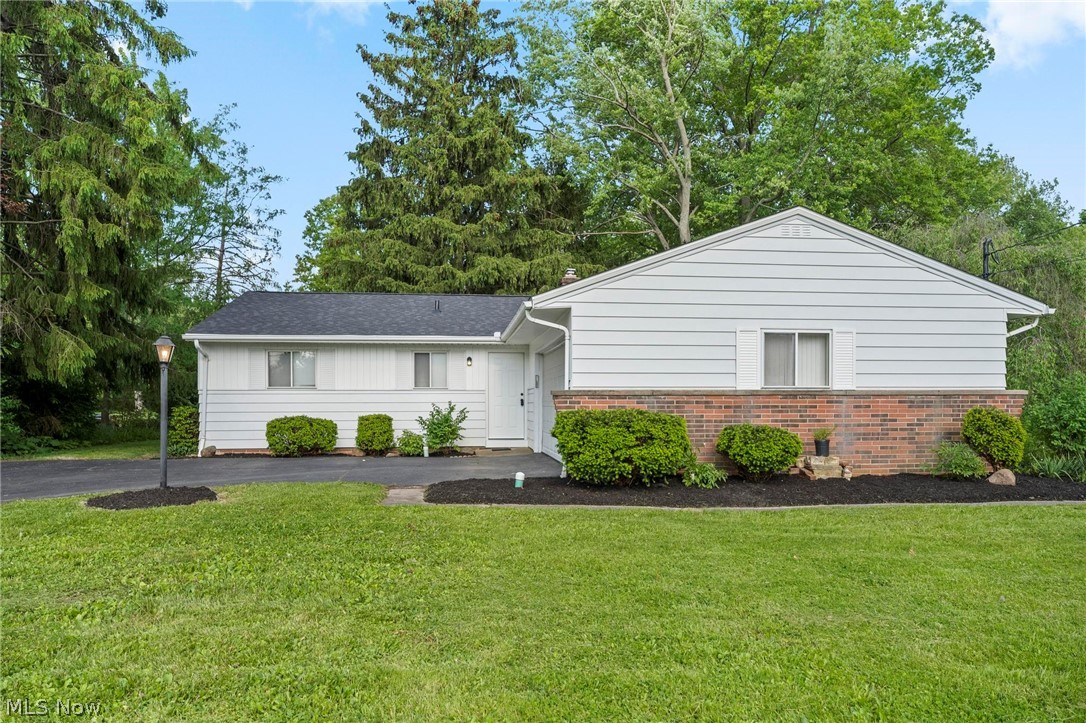 6389 Barton Road North Olmsted, OH 44070 - Photo 1 of 31