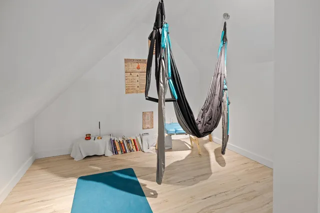 $435,000 | 259 Jay Hill Road, Hartford, VT 05001