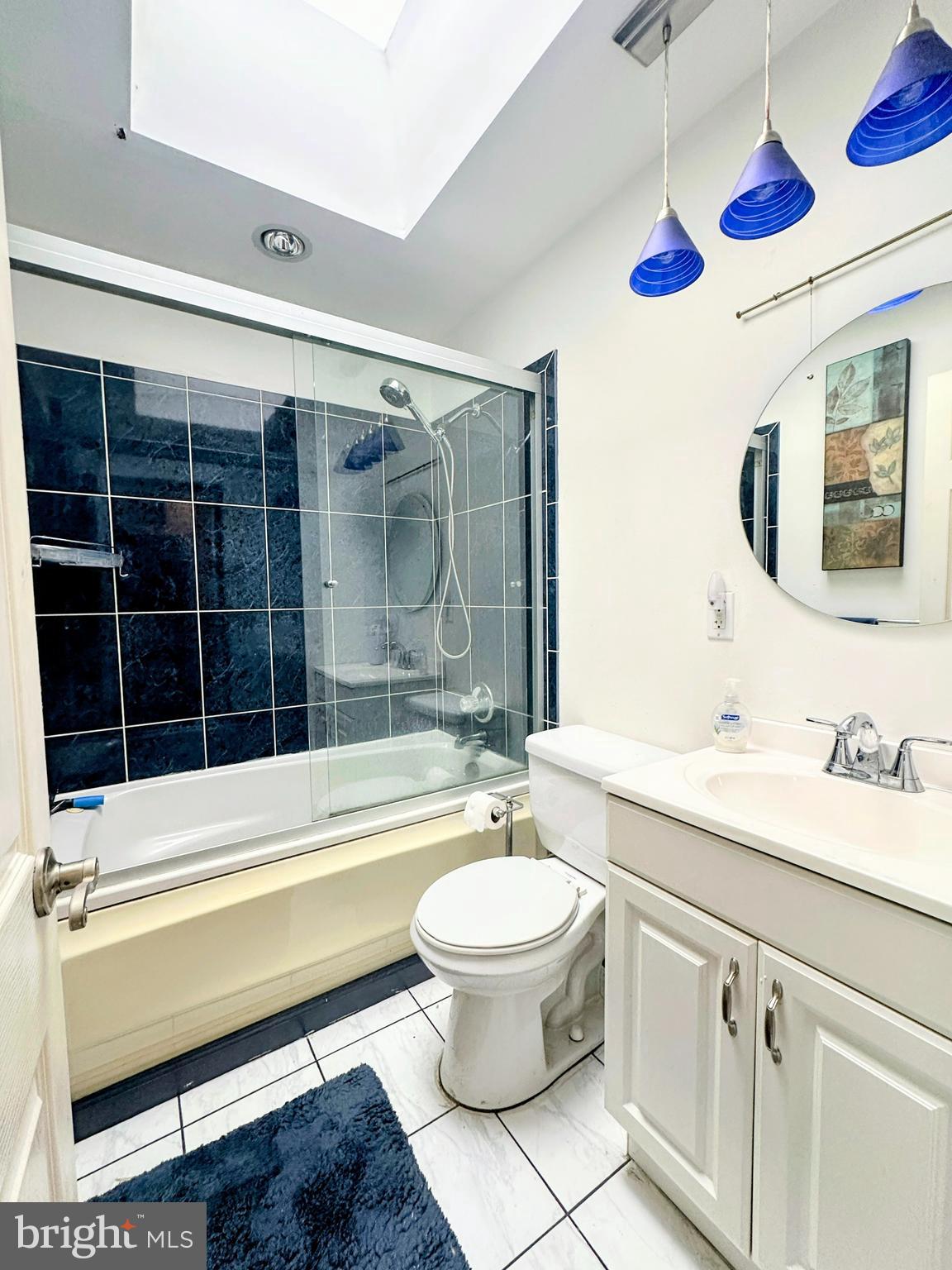 11716 Corry Road Philadelphia, PA 19154 - Photo 12 of 17 Upper level full bath