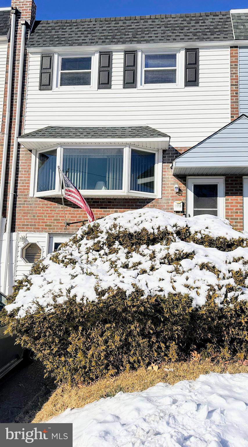 11716 Corry Road Philadelphia, PA 19154 - Photo 2 of 17 Front