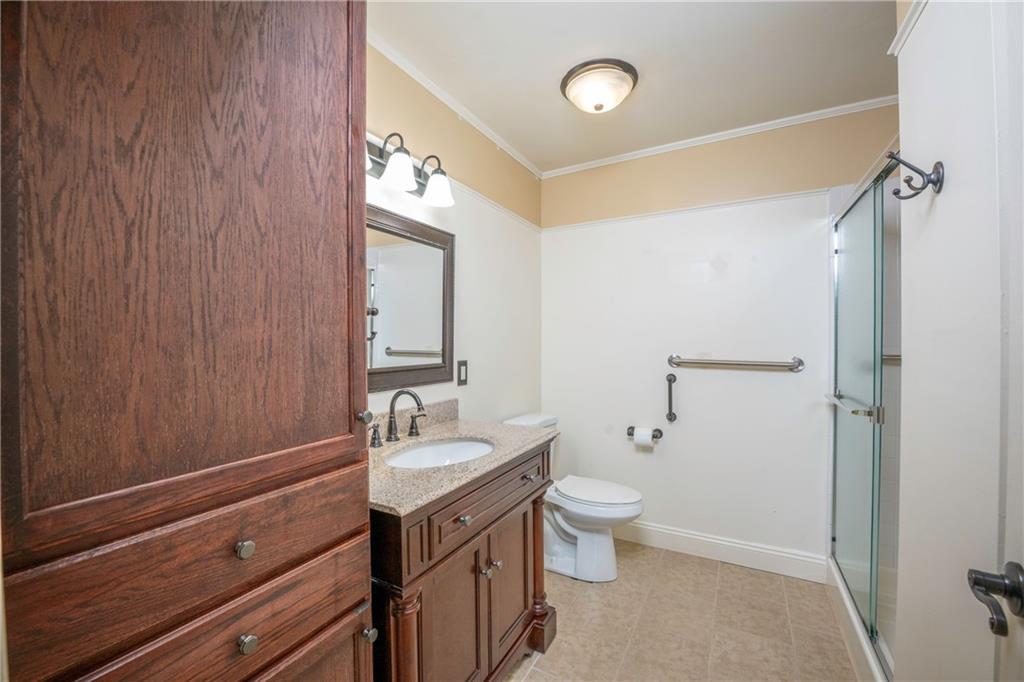 203 Brookstone Court Butler, PA 16001 - Photo 15 of 29