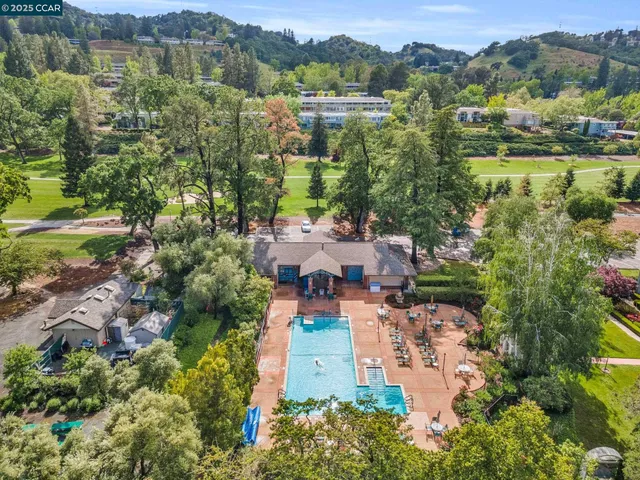 $499,900 | 1388 Rockledge Lane, Unit 4, Walnut Creek, CA 94595