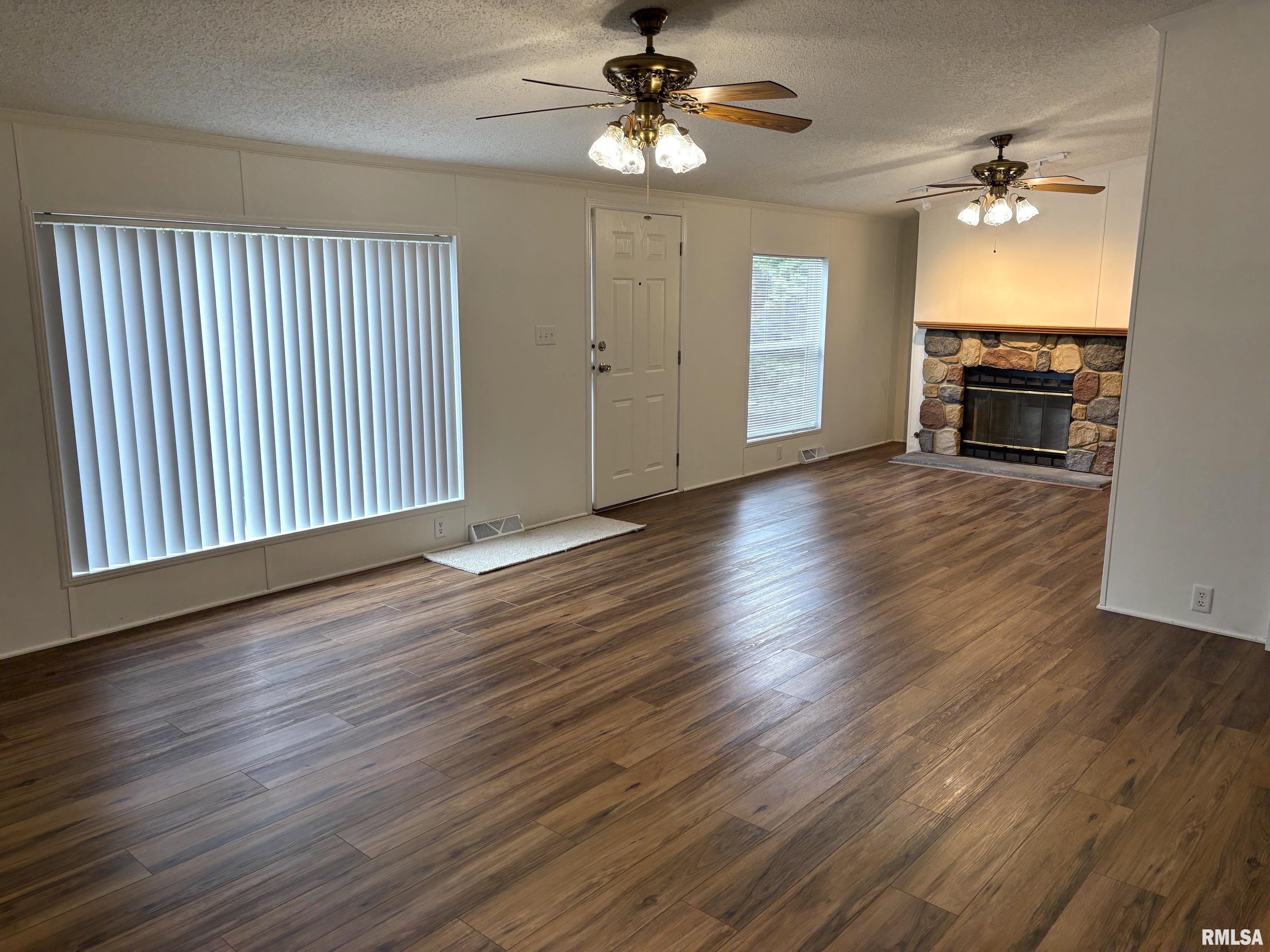 2800 Vía Rosso, Unit 73 Springfield, IL 62703 - Photo 12 of 43