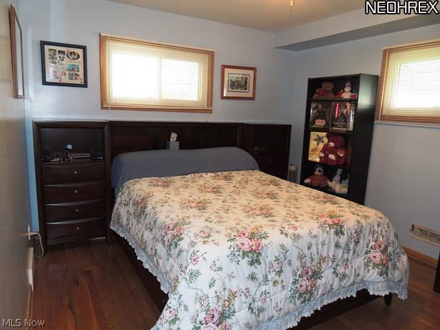 7296 Oakwood Road Parma, OH 44130 - Photo 14 of 20